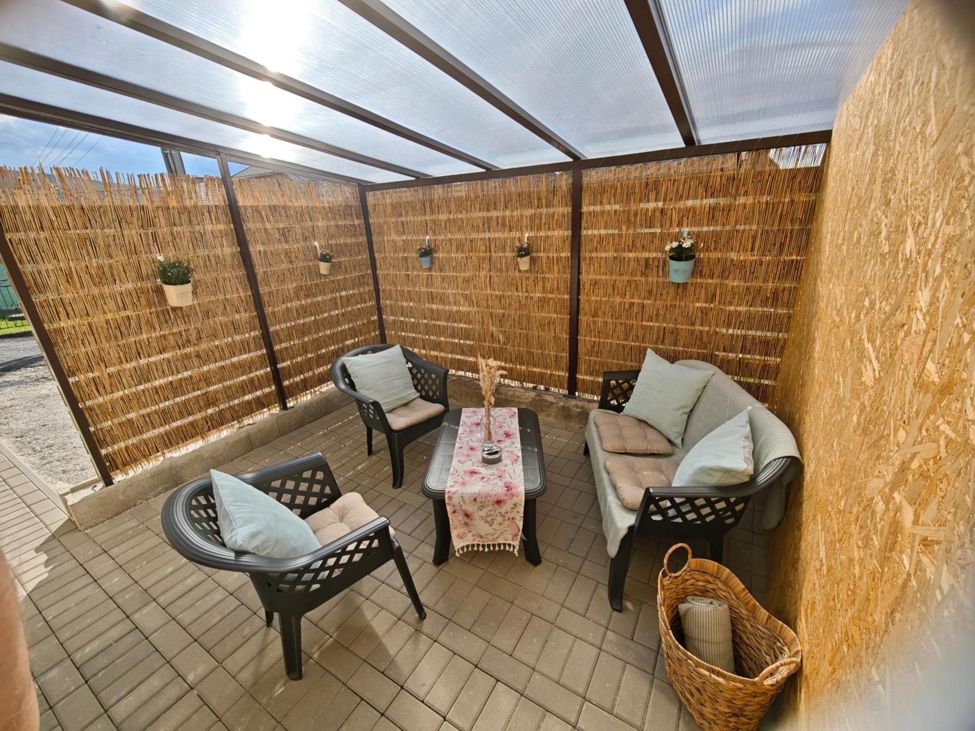Apartman Basarija Грабушице Экстерьер фото